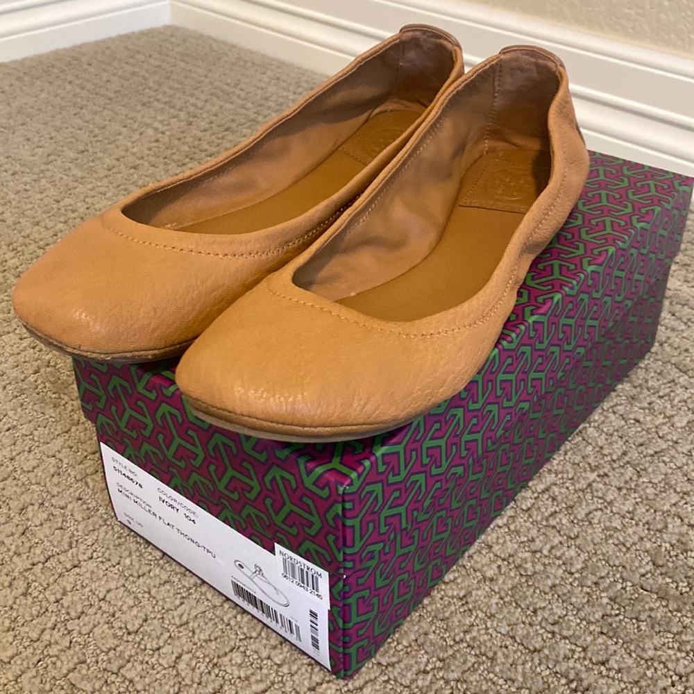 Tory Burch flats in a good condition 9.5